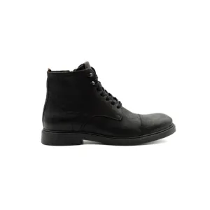 Ambitious Laced boots