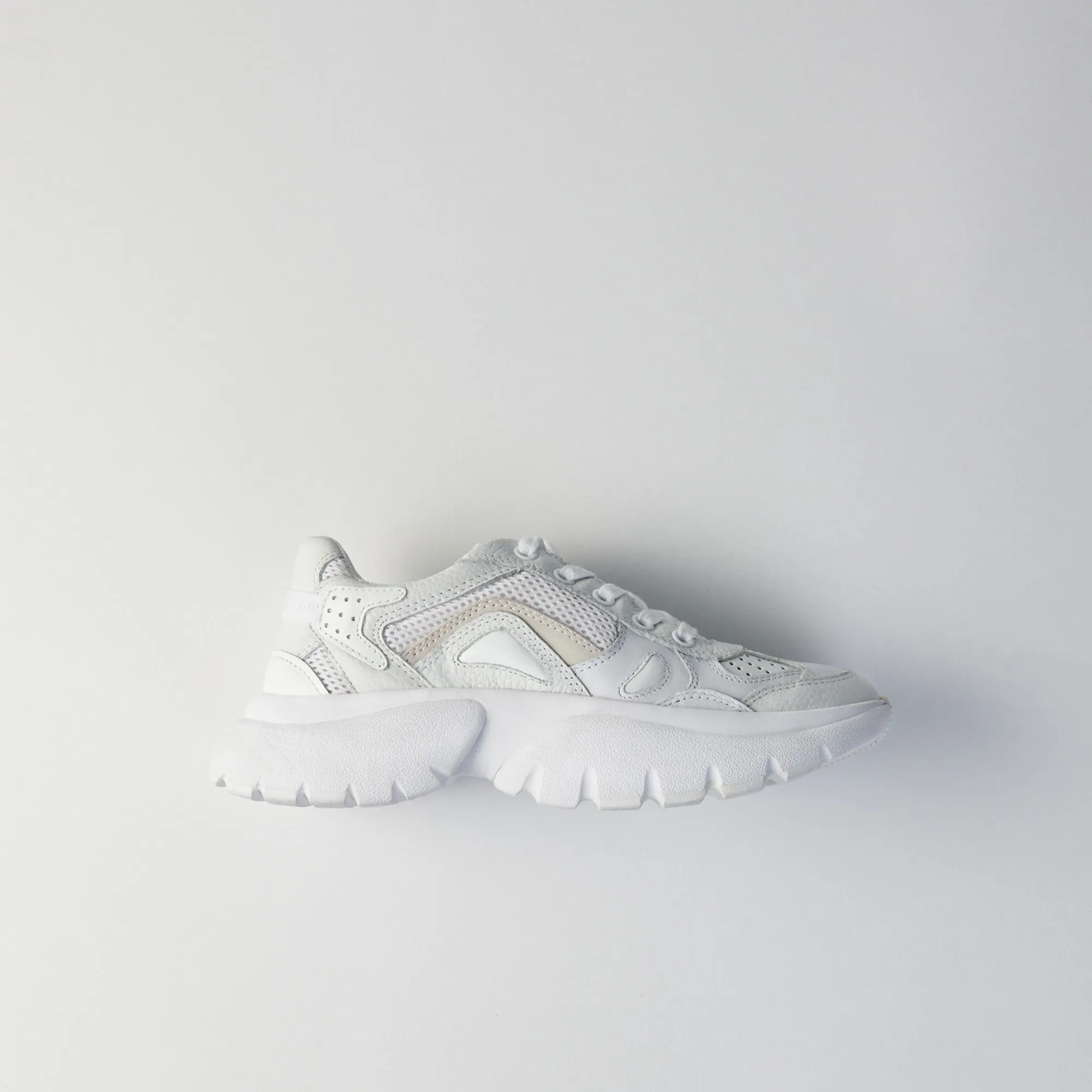 [CONTAIN PIG SKIN] Women W20 Urban Leather Sneakers - White