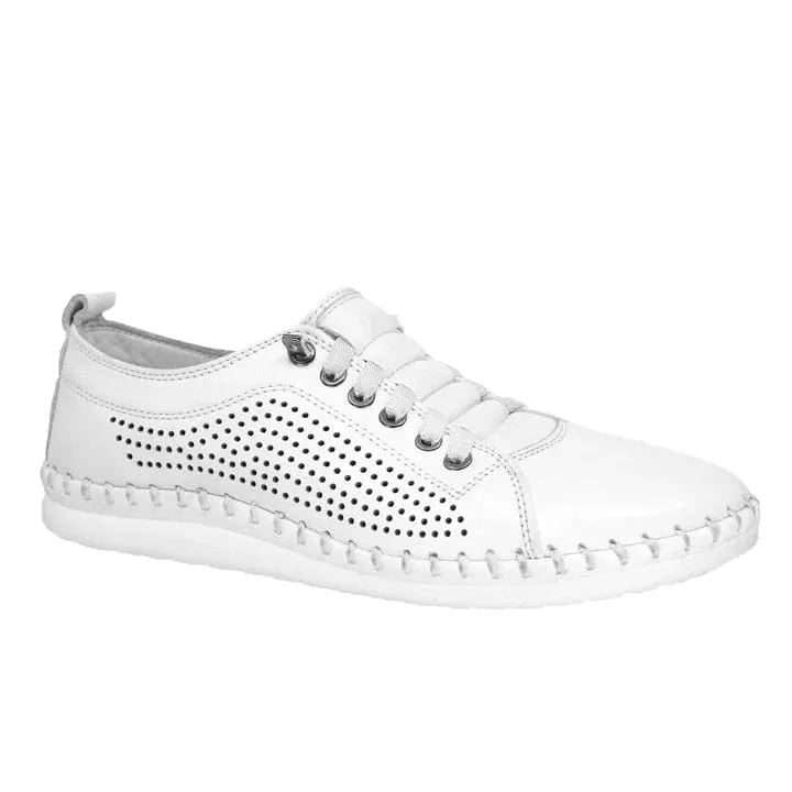 Everly Women's Leora 01 Perf Sneakers- White