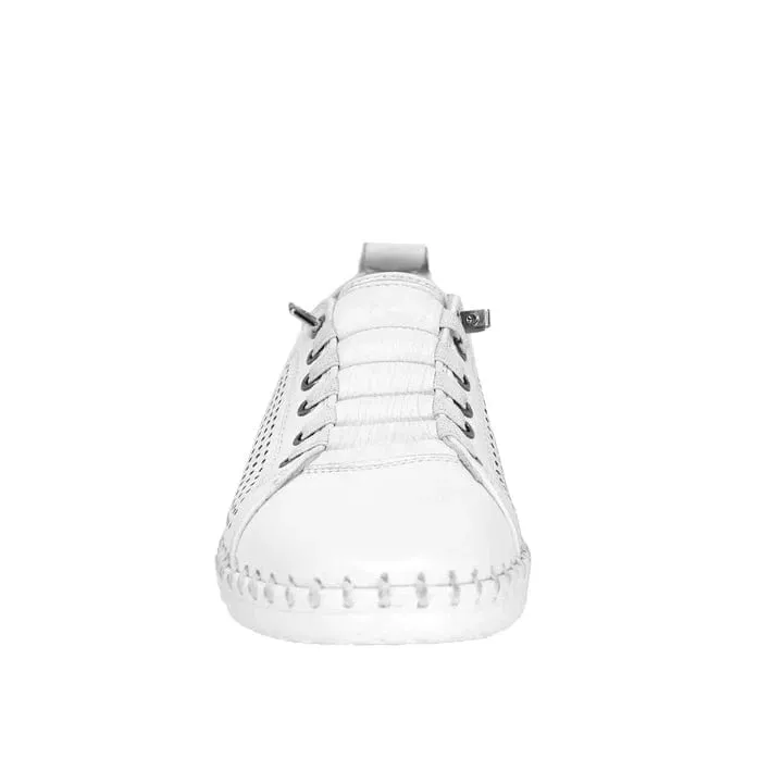 Everly Women's Leora 01 Perf Sneakers- White