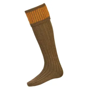 Houndstooth Shooting Socks in Bracken