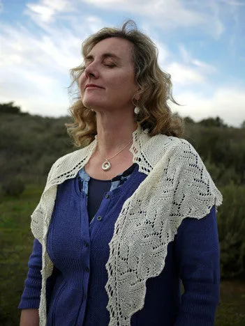 Love Shawlette <br/><small>knitting pattern</small>