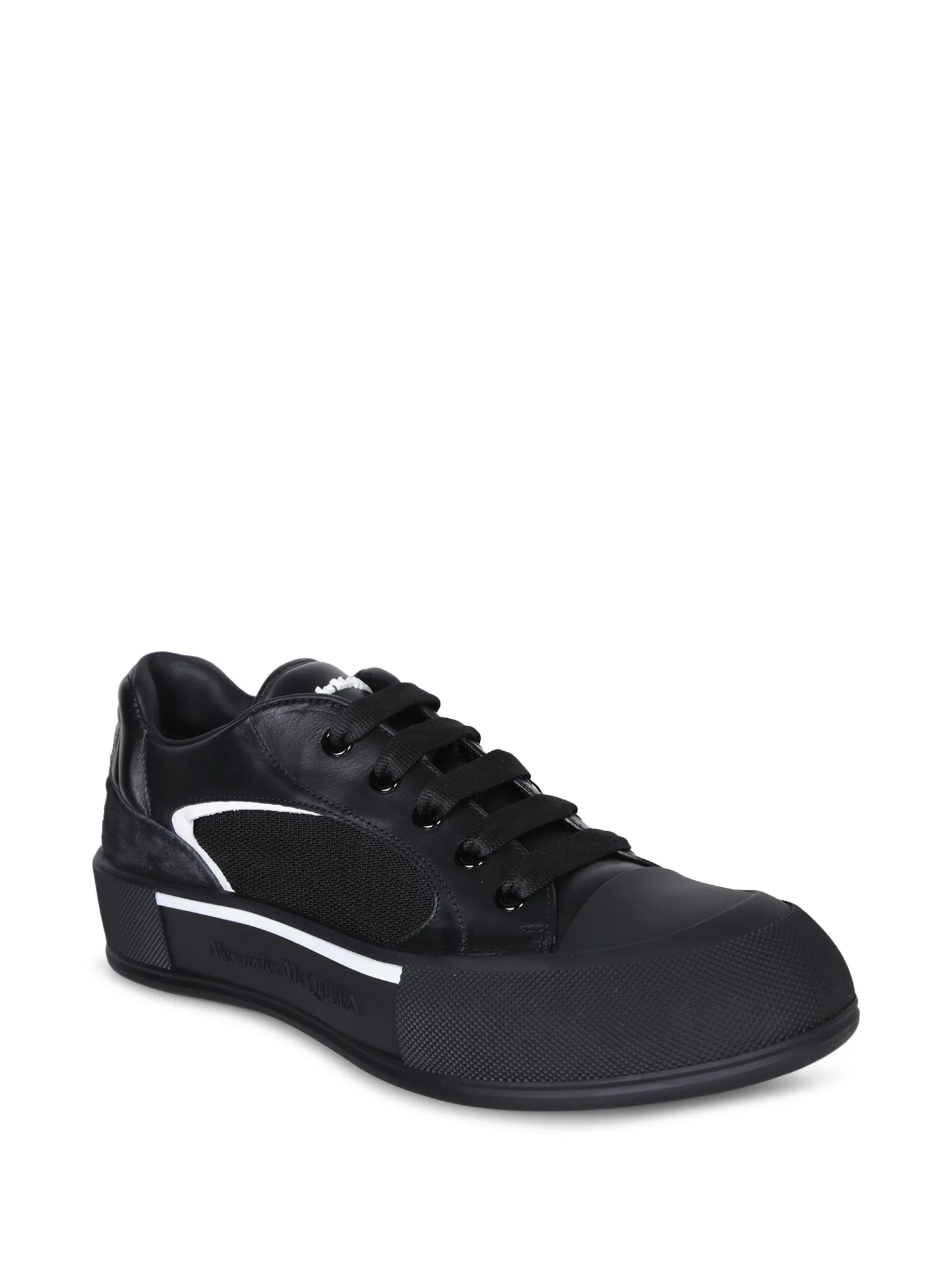 Low black/white sneakers