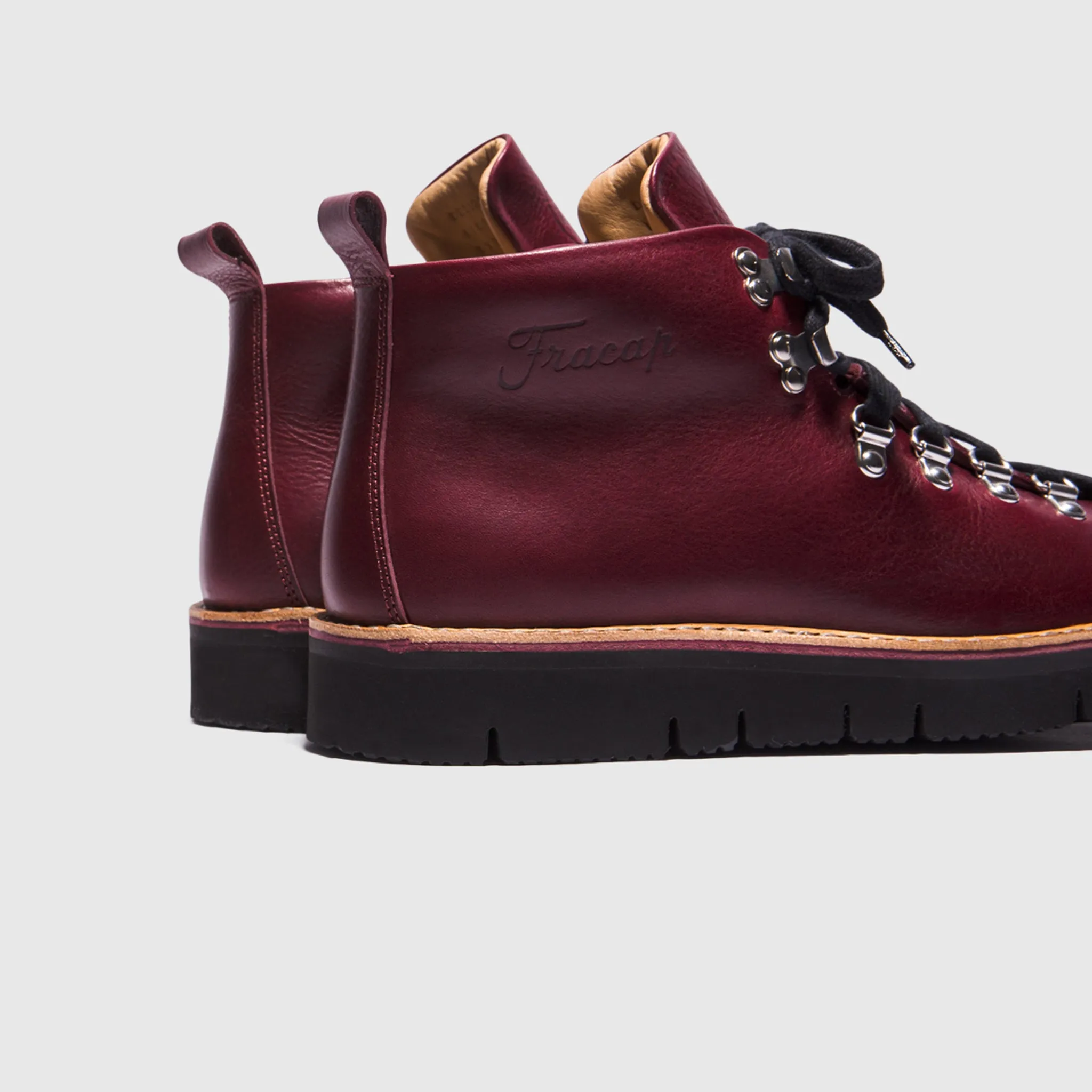 M120 MAGNIFICO BOOTS X PACKER