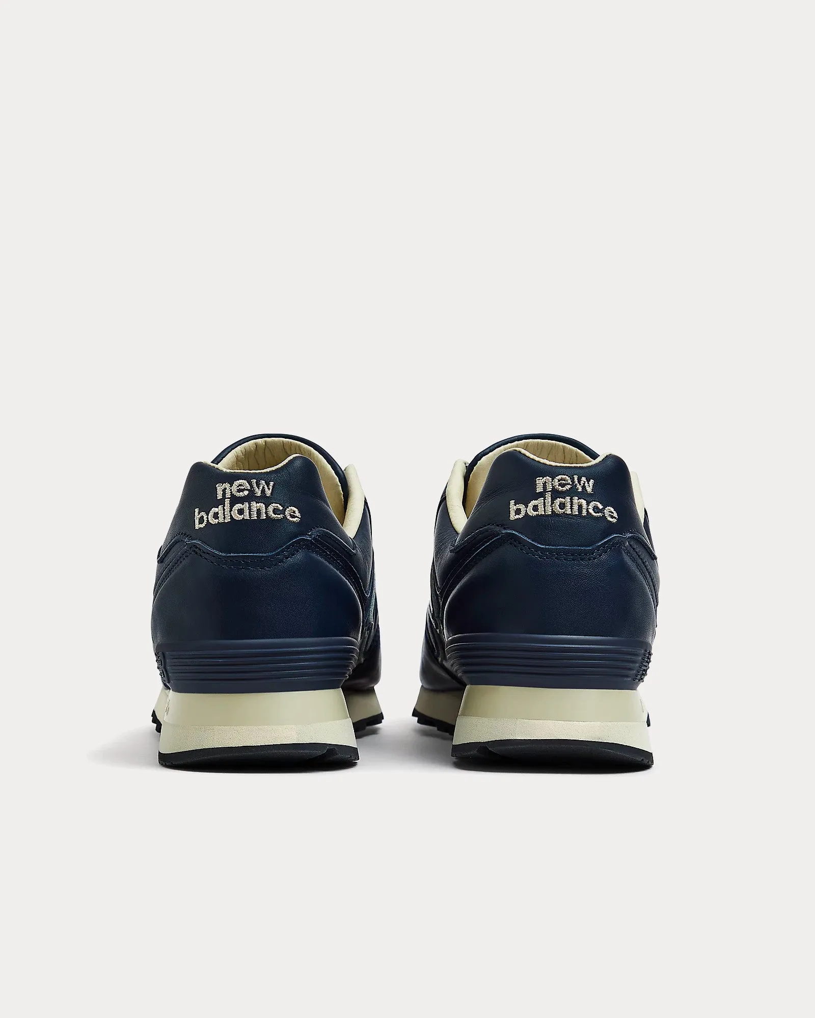 MADE in UK 576 Sky Captain / Cement Low Top Sneakers