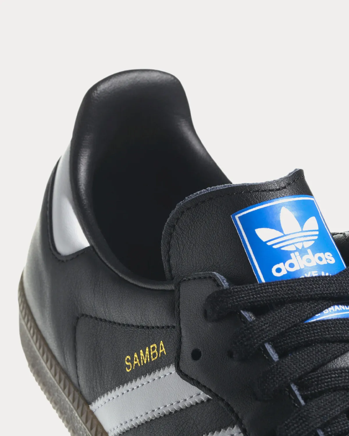 Samba OG Core Black / Cloud White / Gum Low Top Sneakers
