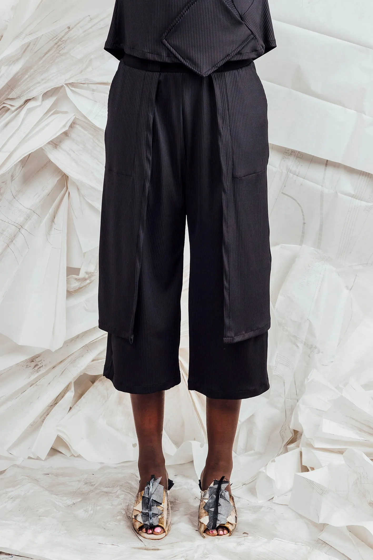 SL25 TORHI WIDE LEG PANTS - OBSIDIAN RIB