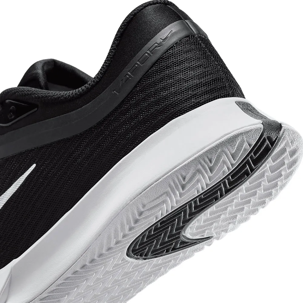 Women`s Zoom Vapor Pro 3 Clay Tennis Shoes Black and White