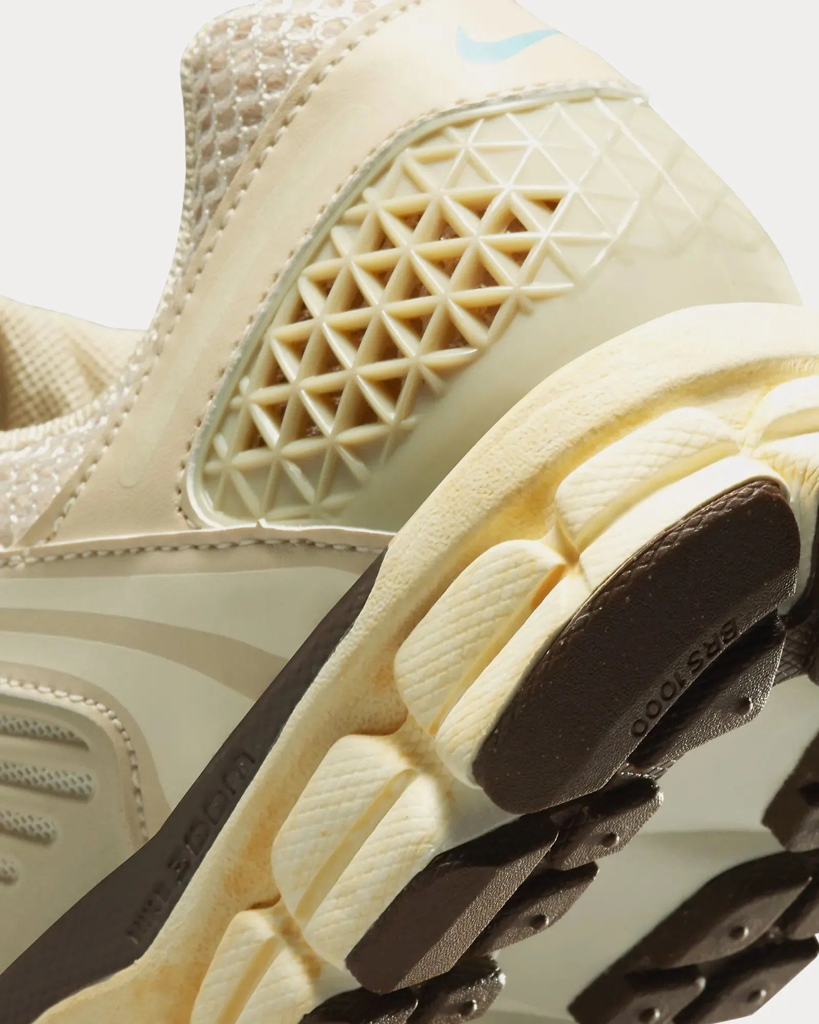 Zoom Vomero 5 Oatmeal / Sail / Light Chocolate / Pale Ivory Low Top Sneakers